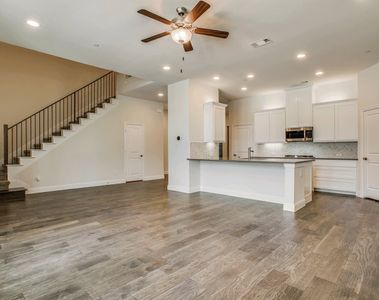 New construction Townhouse house 7048 Cedar Creek Dr, Grand Prairie, TX 75054 null- photo 4 4