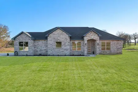 New construction Single-Family house 738 SE 3122, Corsicana, TX 75109 - image