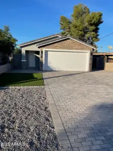 New construction Single-Family house 82 W Brooks St, Gilbert, AZ 85233 - image