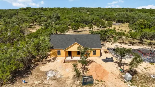 New construction Single-Family house 80 Cheyenne Trl, Wimberley, TX 78676 - image