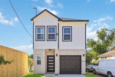 New construction Single-Family house 4744 Sharon St, Houston, TX 77020 null- photo 0 0