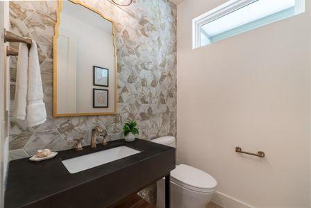 New construction Single-Family house 302 El Paso St, Austin, TX 78704 - image 12