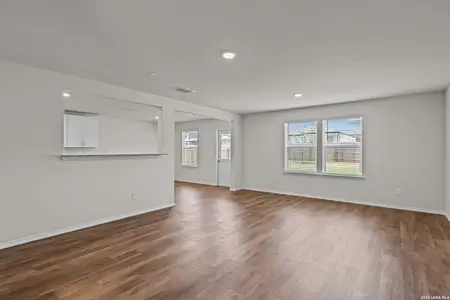 New construction Single-Family house 4068 Bermuda Ln, Seguin, TX 78155 plan Springfield - image 20