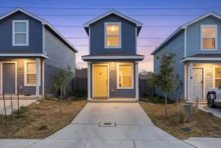 New construction Single-Family house 6920 Elm Cv, San Antonio, TX 78244 plan Henley - image