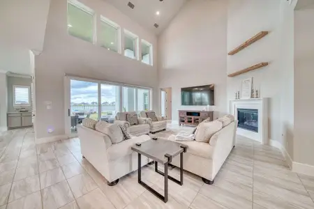 New construction Single-Family house 1783 Lake Crest Ln, Friendswood, TX 77546 - image 7