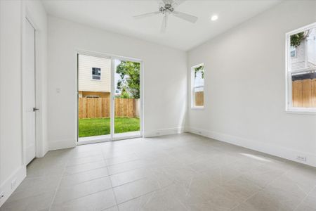 New construction Single-Family house 4229 Gibson St, Houston, TX 77007 - image 14