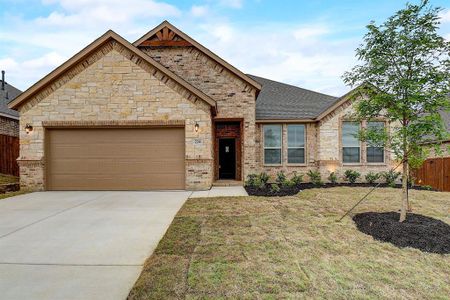 New construction Single-Family house 214 Cheyenne Trail, Alvarado, TX 76009 - photo 0