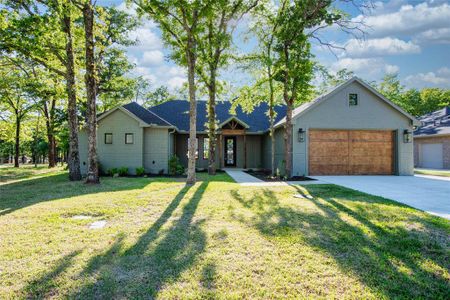 New construction Single-Family house 213 Colonial Drive, Mabank, TX 75156 - photo 0