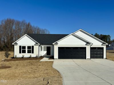 New construction Single-Family house 352 Earnest Way, Unit Lot 32, Kenly, NC 27542 - photo 0