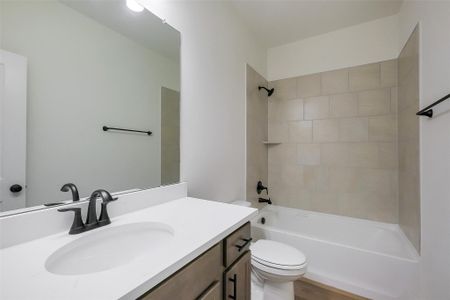 New construction Single-Family house 818 Countryside Glade Ln, Bonney, TX 77583 plan Rutherford II H - image 7