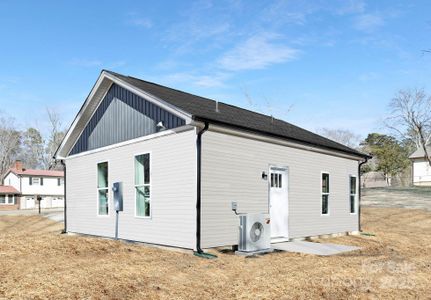 New construction Single-Family house 606 York Ave, Statesville, NC 28677 null- photo 18 18