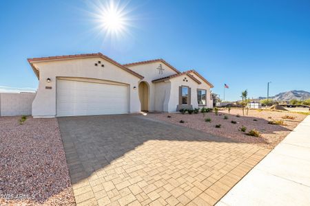 New construction Single-Family house 19959 W Mulberry Dr, Buckeye, AZ 85396 plan Granada - image