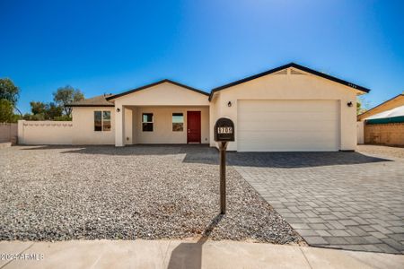 New construction Single-Family house 9709 N 56Th Lane, Glendale, AZ 85302 - photo 0