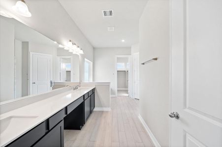 New construction Single-Family house 3905 Peacock Isle Dr, Dickinson, TX 77539 - image 9