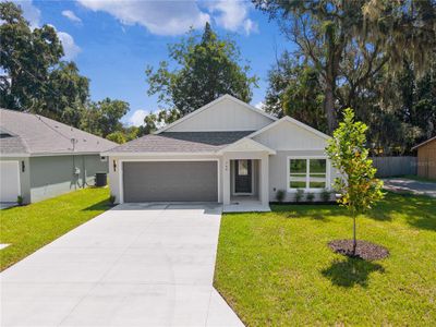 New construction Single-Family house 100 Sequoia Trl, Ocklawaha, FL 32179 - image