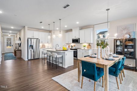 Clearwater - Dining & Kitchen - Copy