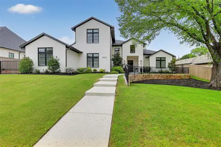 New construction Single-Family house 2602 Pointe Ct, Colleyville, TX 76034 - image