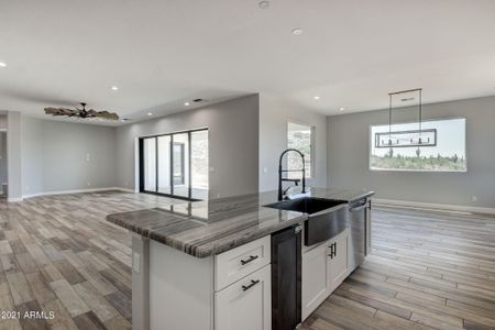 New construction Single-Family house 2653 South Tristan, Gold Canyon, AZ 85118 - photo 3 3