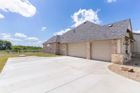 New construction Single-Family house 220 Santa Lena Ct, Decatur, TX 76234 - image 3