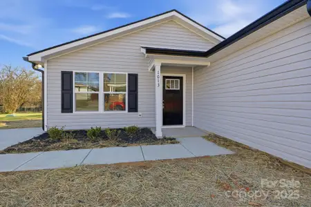 New construction Single-Family house 1013 Locke St, Salisbury, NC 28144 - image