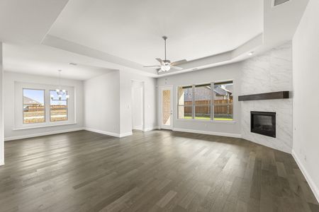 New construction Single-Family house 707 Brazos Dr, Van Alstyne, TX 75495 plan Bryan - image 15