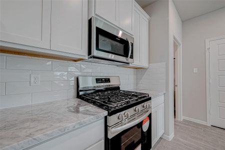 New construction Single-Family house 24705 Thornbluff Briar Trl, Houston, TX 77336 - image 18