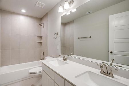 New construction Townhouse house 6818 Neal's Wy, Arlington, TX 76001 - image 12