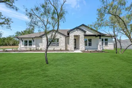 New construction Single-Family house 104 Rees Landing Rd, Spicewood, TX 78669 plan The Edwards - image