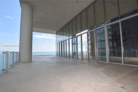 New construction Condo/Apt house 18501 Collins Avenue, Unit 2301, Sunny Isles Beach, FL 33160 - photo 35 35