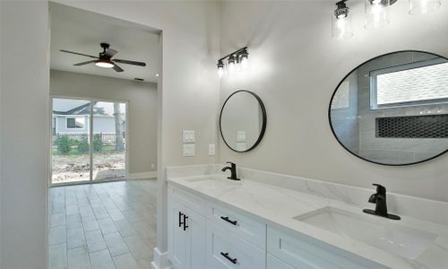 New construction Single-Family house 69 Wick Willow Rd, Montgomery, TX 77356 - image 6