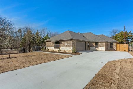 New construction Single-Family house 120 E Southbrook Dr, Glenn Heights, TX 75154 - image