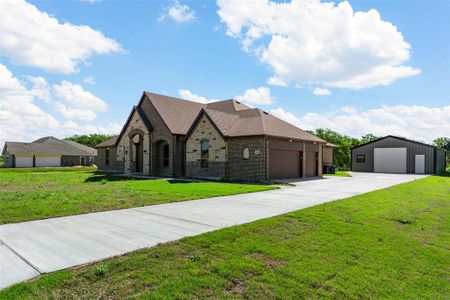 New construction Single-Family house 18227 Dakota Dr, Terrell, TX 75160 null- photo 2 2