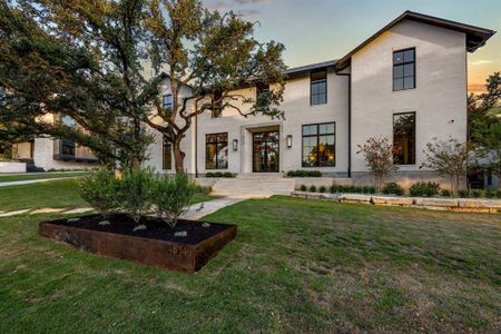 New construction Single-Family house 4814 Rollingwood Dr, Austin, TX 78746 - photo 0