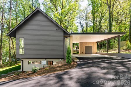 New construction Single-Family house 137 English Dr, Candler, NC 28715 - image
