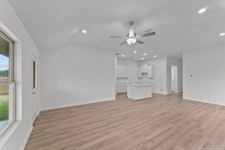 New construction Single-Family house 4250 Southton Frst, San Antonio, TX 78223 Dawson- photo 7 7