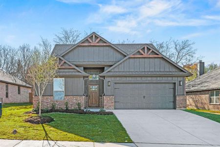 New construction Single-Family house 105 Maverick Lane, Pilot Point, TX 76258 - photo 0