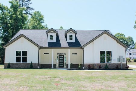 New construction Single-Family house 559 Pennybrook Ln, Stone Mountain, GA 30087 - image