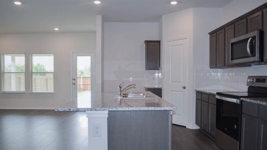 New construction Single-Family house 3273 Slocum Dr, Paris, TX 75460 plan Camden - image