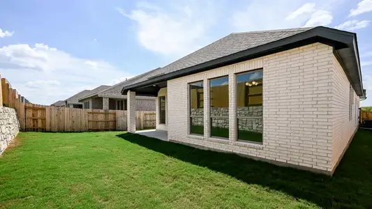 New construction Single-Family house 619 Bay Breeze Dr, Kyle, TX 78640 plan 2188W - image