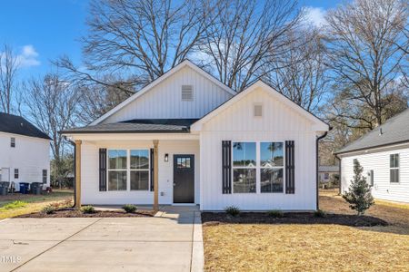 New construction Single-Family house 617 Ray St, Selma, NC 27576 - photo 0