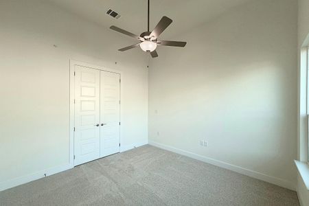 New construction Single-Family house 17313 Silverman Dr, Pflugerville, TX 78660 plan Johnson - image 19