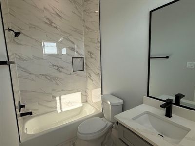 New construction Single-Family house 3367 Yellowstone Blvd, Houston, TX 77021 - image 6