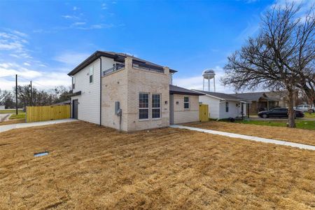 New construction Single-Family house 1408 E 1St N, Kaufman, TX 75142 - image