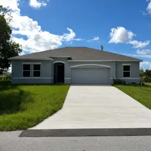 New construction Single-Family house 1366 Torgerson Rd Se, Palm Bay, FL 32909 plan The Huntington - image
