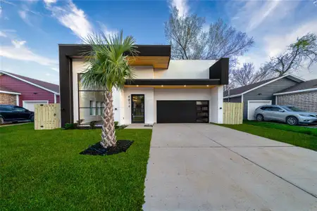 New construction Single-Family house 4816 Zealand St, Dallas, TX 75216 - image