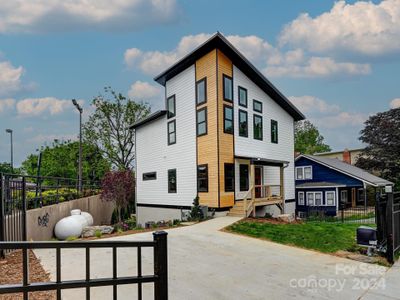 New construction Single-Family house 18 Sand Hill Rd, Asheville, NC 28806 - image