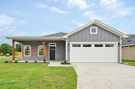 New construction Single-Family house 101 Callie St, Smithville, TX 78957 null- photo 0