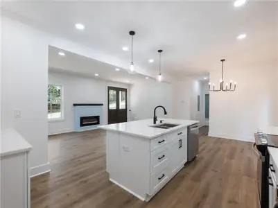 New construction Single-Family house 2438 Shadburn Ferry Dr, Buford, GA 30518 null- photo 12 12