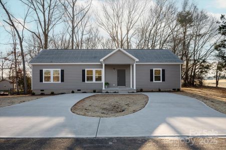 New construction Single-Family house 7504 Surry Ln, Indian Trail, NC 28079 null- photo 0