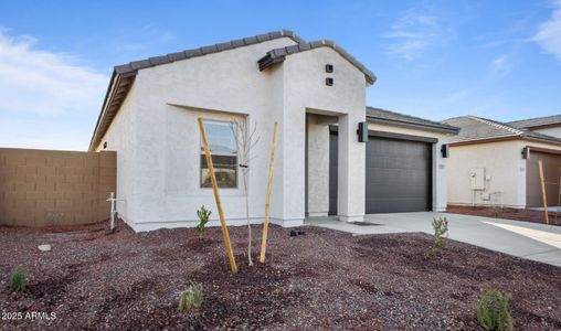 New construction Single-Family house 3841 S 233Rd Ln, Buckeye, AZ 85326 Clyde- photo 3 3